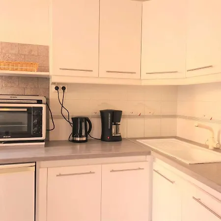 Apartment Rdc Avec Jardin, Proche - 4 Couchages, Cap D'agde - Fr-1-249-374